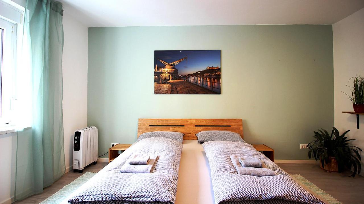 Central & Lovely - For Up To 6 Persons Würzburg Exterior foto